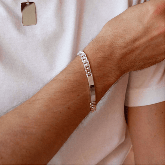 Personalized Figaro bracelet