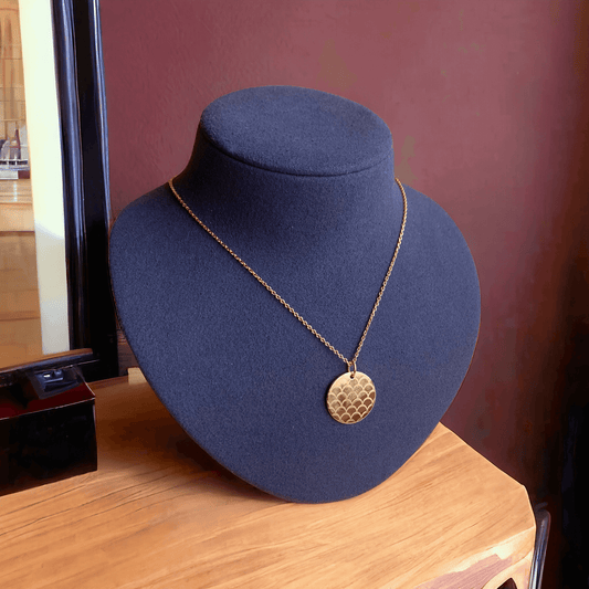 Arielle personalized pendant